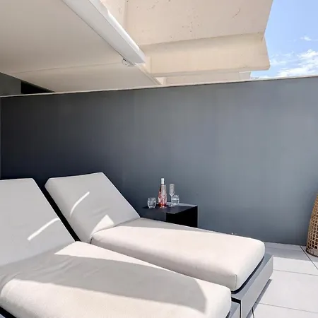 Modern Highend Oasis W/sea Views