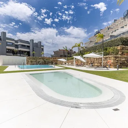 Апартаменты Modern Highend Oasis W/sea Views