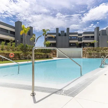 Modern Highend Oasis W/sea Views Apartamento Estepona
