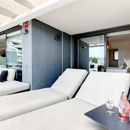 Апартаменты Modern Highend Oasis W/sea Views *