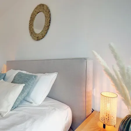 Modern Highend Oasis W/sea Views *